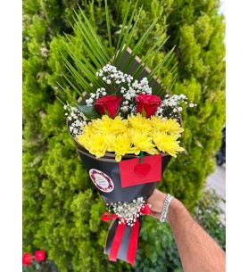 Kırmızı Gül Sarı Papatya Buketi